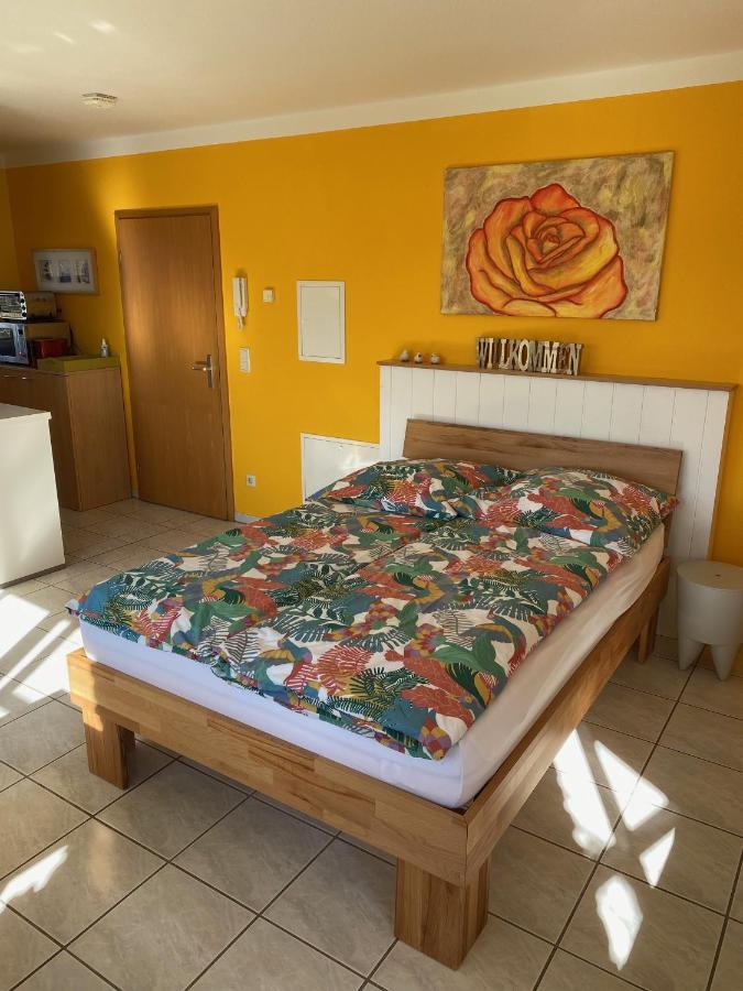Ferienwohnung Auf Dem Kutzenberg Меккенхайм Экстерьер фото